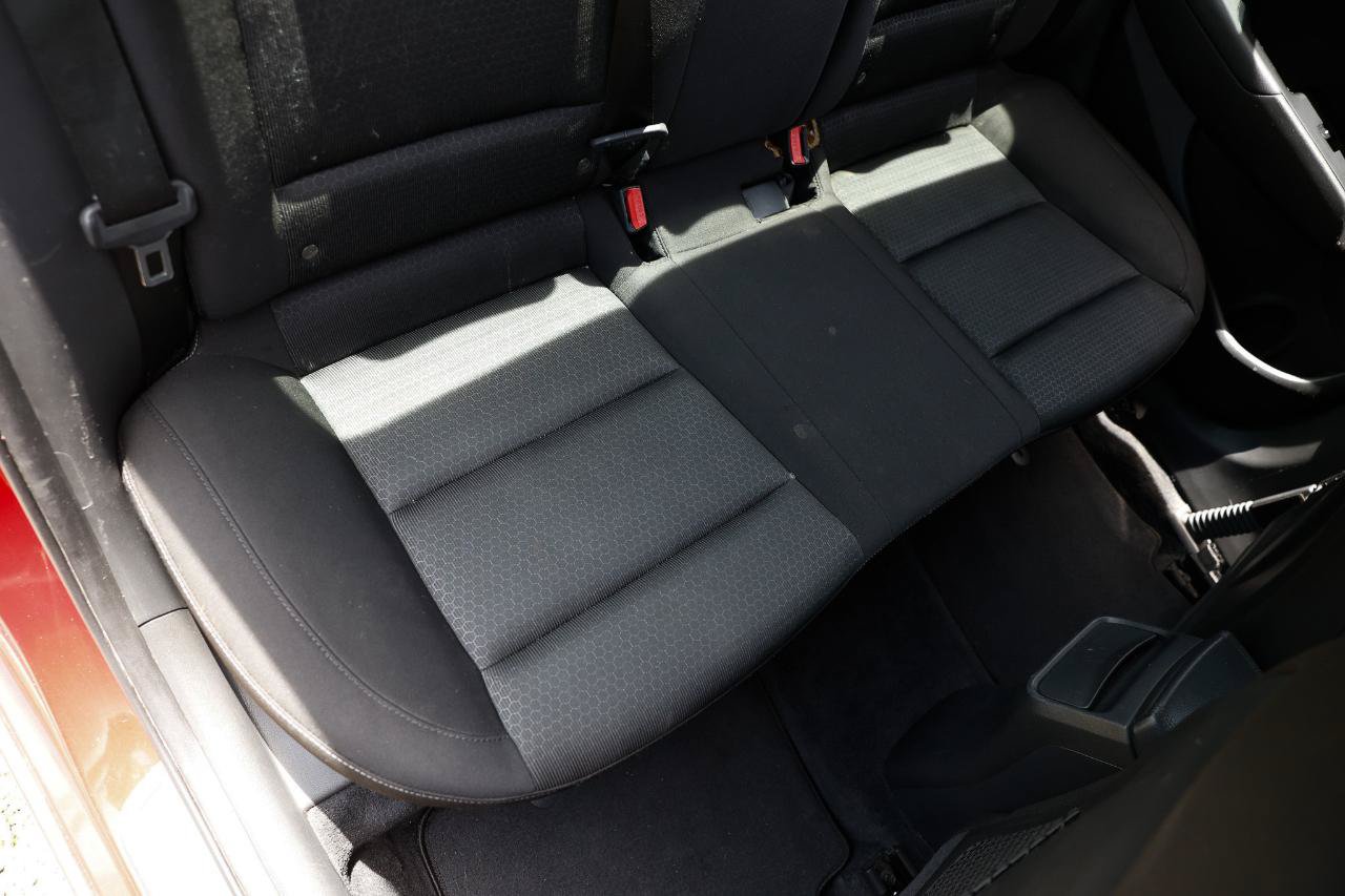 Used 2017 Hyundai Elantra Value Edition FWD image 12