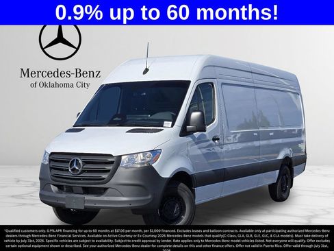 Used 2025 Mercedes-Benz Sprinter 2500 image 1