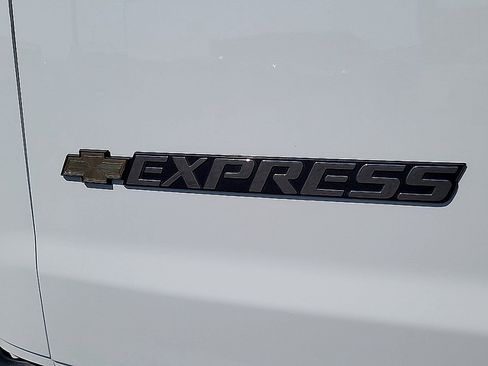 Used 2023 Chevrolet Express 3500 w/ Driver Convenience Package RWD image 23