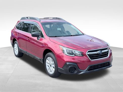 Used 2018 Subaru Outback 2.5i AWD/4WD image 3