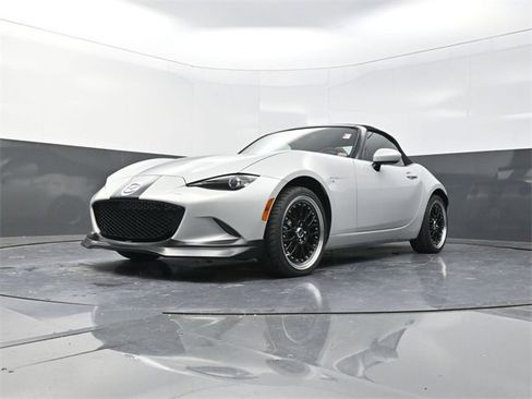Used 2016 MAZDA MX-5 Miata Grand Touring image 25
