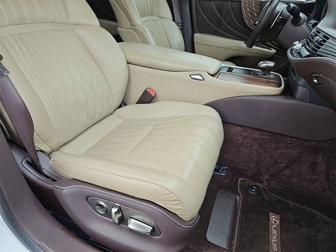Used 2018 Lexus LS 500 AWD image 10