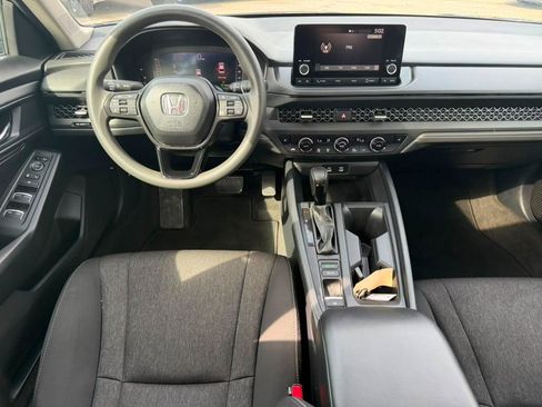 Used 2024 Honda Accord EX image 9