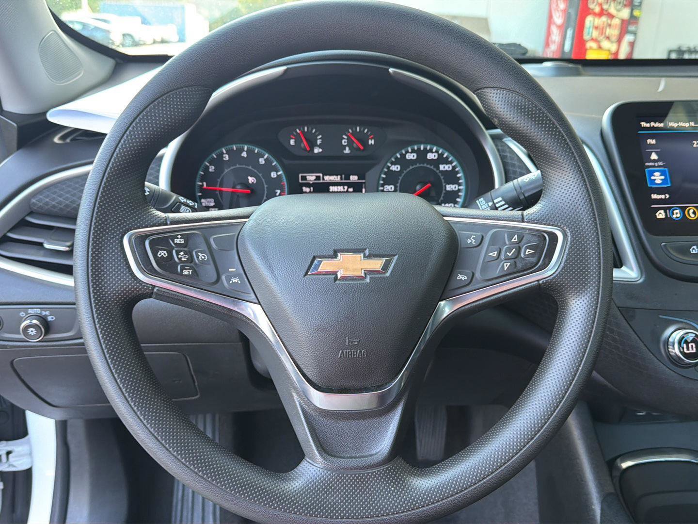 Used 2024 Chevrolet Malibu LT FWD image 19