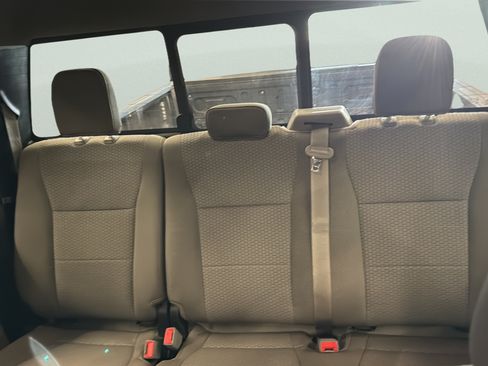 Used 2018 Ford F150 XLT w/ Equipment Group 302A Luxury AWD/4WD image 15