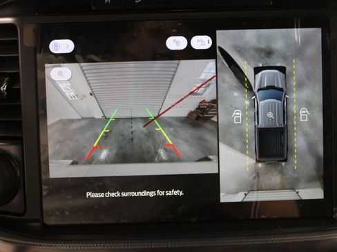 New 2025 Ford F150 Platinum w/ Equipment Group 702A High image 59