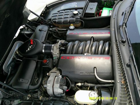 Used 2001 Chevrolet Corvette Convertible w/ Preferred Equipment Group2 RWD image 13