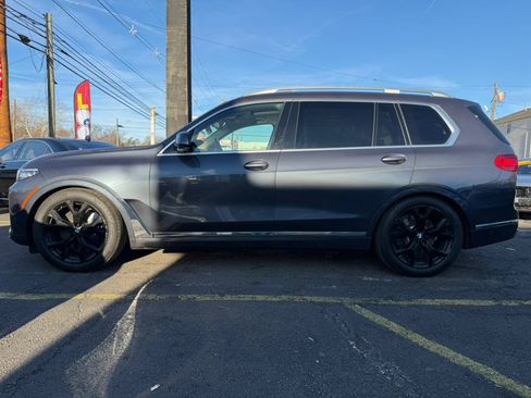 Used 2019 BMW X7 xDrive50i w/ Premium Package image 12