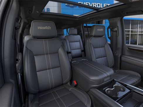 New 2025 Chevrolet Suburban High Country image 16