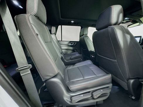 Used 2022 Chevrolet Tahoe RST w/ Sport Performance Package image 34