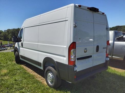 New 2024 RAM ProMaster 1500 w/ Cold Weather Group image 6