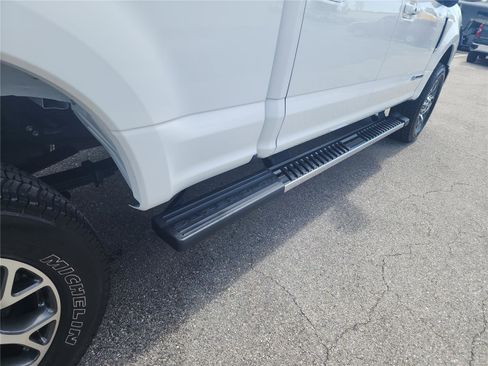 Used 2021 Ford F250 Lariat w/ Lariat Ultimate Package AWD/4WD image 21