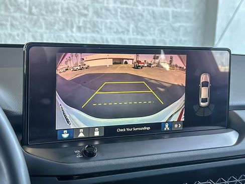 Used 2025 Honda Accord EX-L image 17