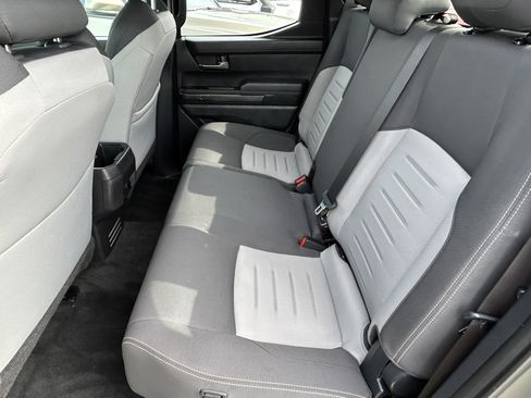 Certified 2025 Toyota Tacoma TRD Off-Road AWD/4WD image 14