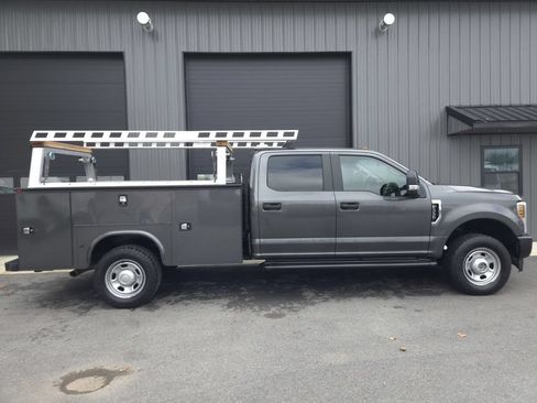 Used 2018 Ford F350 XL w/ Power Equipment Group AWD/4WD image 5