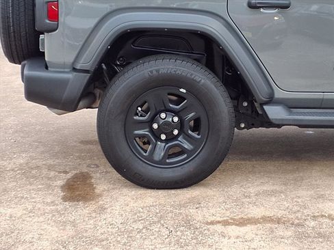 Used 2023 Jeep Wrangler Sport image 30