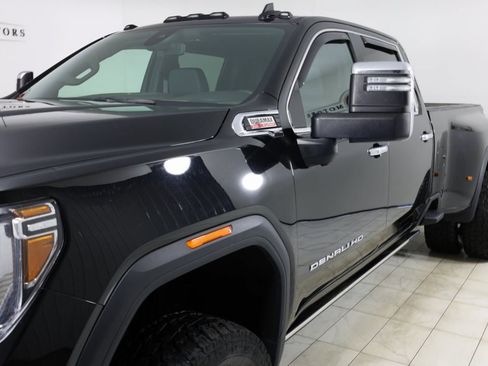 Used 2022 GMC Sierra 3500 Denali image 47