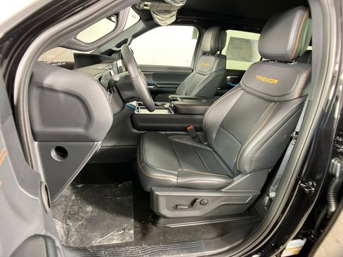 New 2026 Ford Expedition Tremor image 30