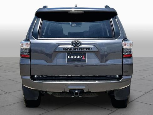 Used 2023 Toyota 4Runner SR5 Premium w/ Moonroof Package RWD image 5