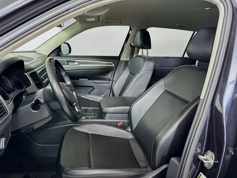 Used 2018 Volkswagen Atlas SE FWD image 8