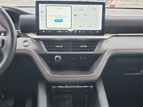 Used 2025 Ford Explorer ST-Line image 33