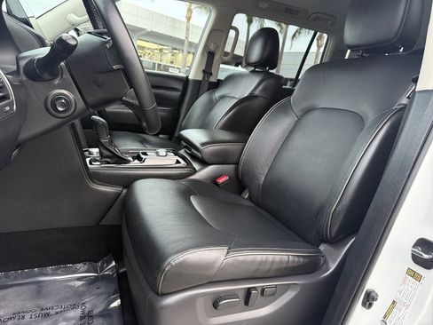 Used 2024 INFINITI QX80 Luxe image 12