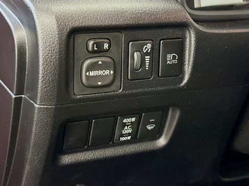 Used 2024 Toyota 4Runner SR5 Premium image 17