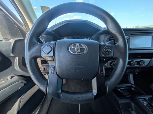 Used 2019 Toyota Tacoma SR5 image 16