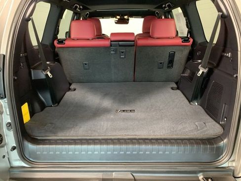Used 2022 Lexus GX 460 Premium image 31