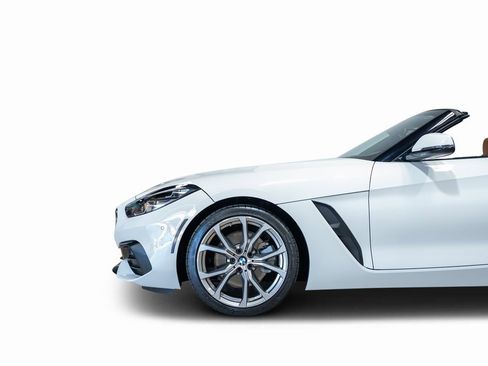 Used 2019 BMW Z4 sDrive30i image 31