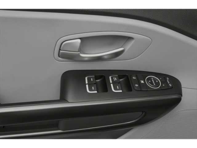 Used 2017 Kia Sedona LX w/ LX Essentials Premium Package FWD image 15