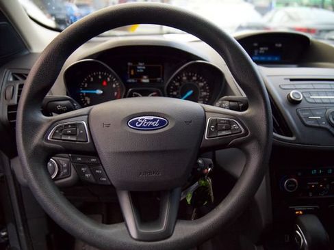 Used 2018 Ford Escape SE AWD/4WD image 16