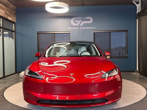 Used 2025 Tesla Model 3 Long Range image 8