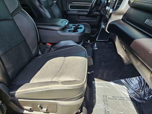 Used 2024 RAM 2500 Laramie AWD/4WD image 13
