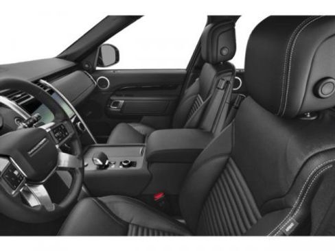 New 2026 Land Rover Discovery S image 11