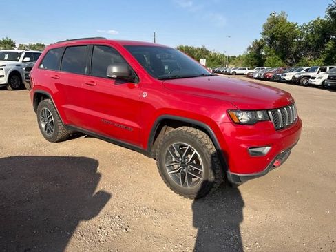 Used 2020 Jeep Grand Cherokee Trailhawk AWD/4WD image 8