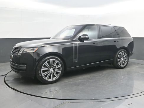Used 2023 Land Rover Range Rover SE AWD/4WD image 1