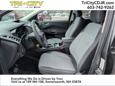 Used 2018 Ford Escape SE image 11