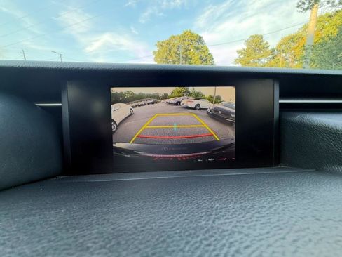 Used 2015 Lexus IS 250 RWD image 22