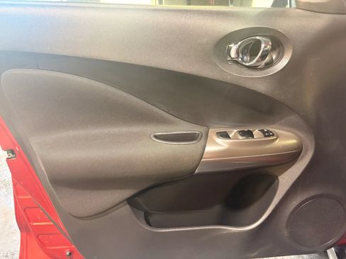 Used 2012 Nissan Juke S AWD/4WD image 10