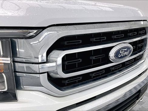 Certified 2021 Ford F150 XLT w/ Equipment Group 302A High image 29