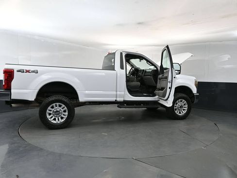 Used 2019 Ford F250 XL w/ STX Appearance Package AWD/4WD image 24