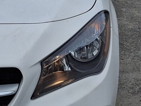 Used 2019 Mercedes-Benz CLA 250 4MATIC image 28