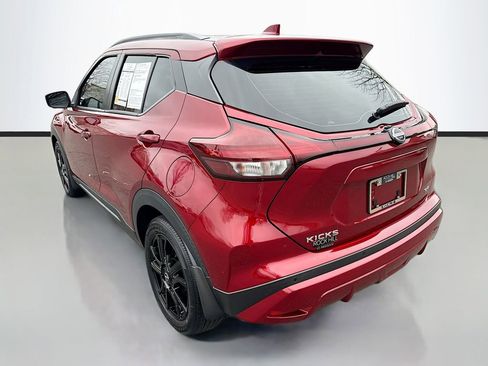 Used 2023 Nissan Kicks SR w/ SR Premium Package image 5