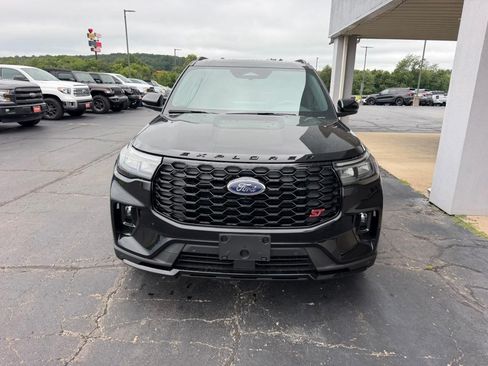 New 2026 Ford Explorer ST w/ Sun And Sound Package AWD/4WD image 9