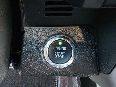 Used 2017 Ford F150 Platinum w/ Equipment Group 701A Luxury image 36