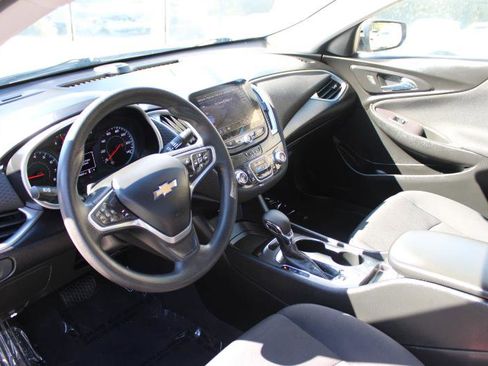 Used 2023 Chevrolet Malibu LS image 10