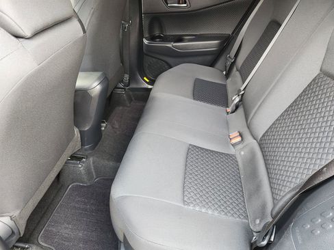 Used 2020 Toyota C-HR LE image 28