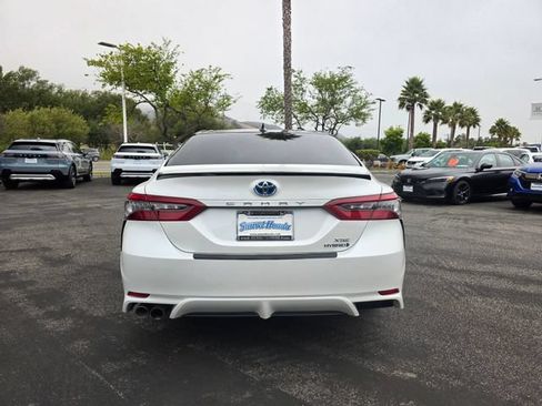 Used 2022 Toyota Camry XSE FWD image 9