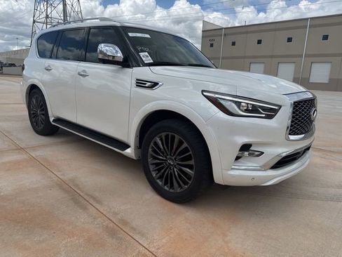 Used 2023 INFINITI QX80 Sensory w/ Cargo Package image 2